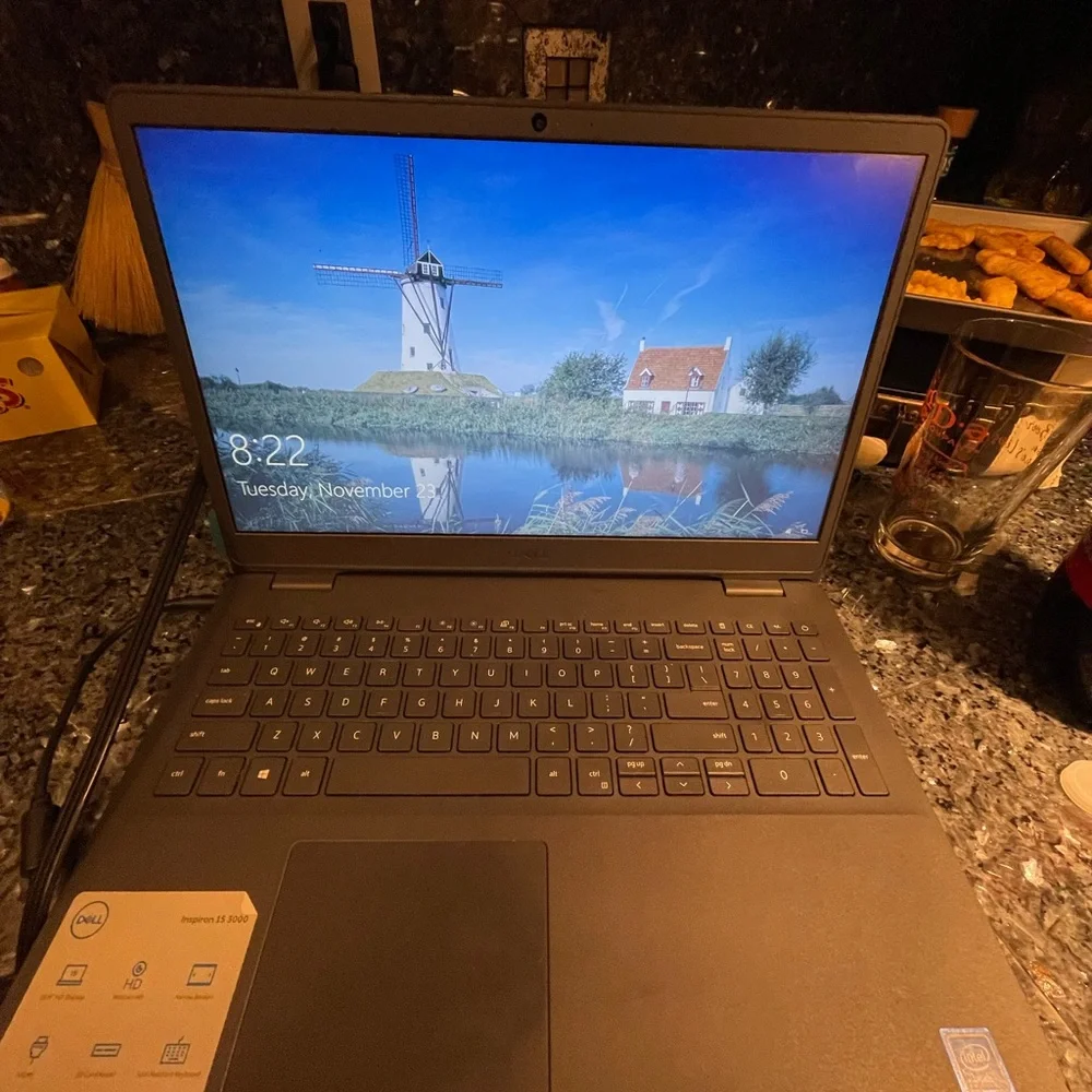 dell Inspiron 15 3000 series i5